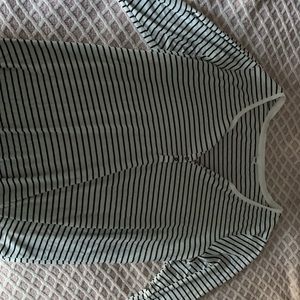 Old Navy top
